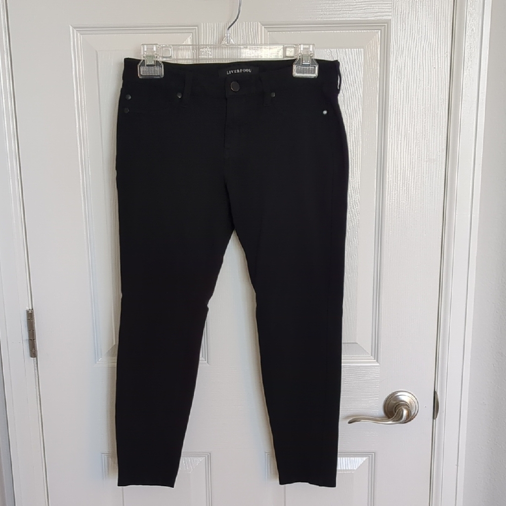 Liverpool Black Skinny Jeggings - 4P